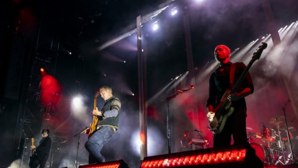 Οι Queens Of The Stone Age δημιούργησαν τηλεφωνική γραμμή… παραπόνων για τους θαυμαστές τους