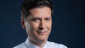 Απόστολος Μαγγηριάδης: Αποχωρεί από την ΕΡΤ μετά από 4 χρόνια και μετακομίζει στο ΣΚΑΪ – Η επίσημη ανακοίνωση