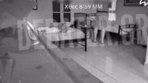 Καταγγελία στο DEBATER για δωμάτιο airbnb: «Μπήκε χωρίς μπλούζα ενώ είχαμε τον σκύλο μέσα» (βίντεο)