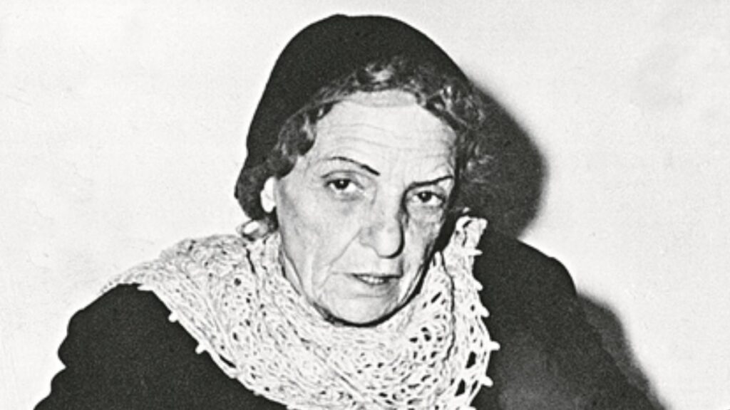 Ευτυχία Παπαγιαννοπούλου: Η γυναίκα που πουλούσε τα τραγούδια-διαμάντια για μια παρτίδα πόκα