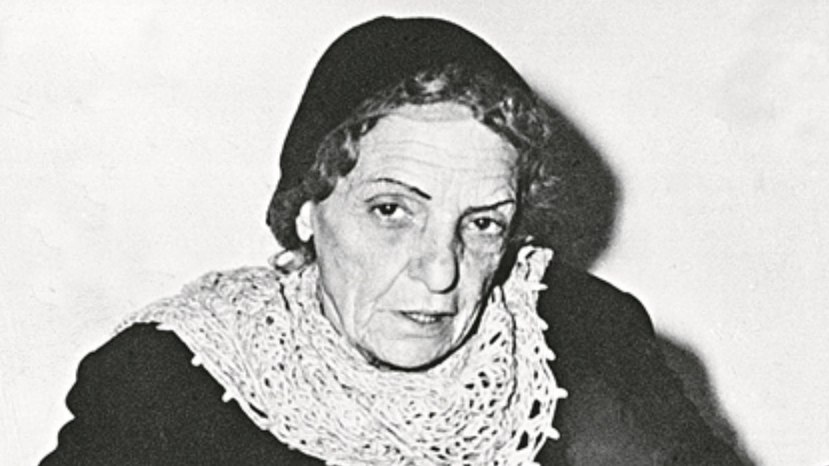 Ευτυχία Παπαγιαννοπούλου: Η γυναίκα που πουλούσε τα τραγούδια-διαμάντια για μια παρτίδα πόκα