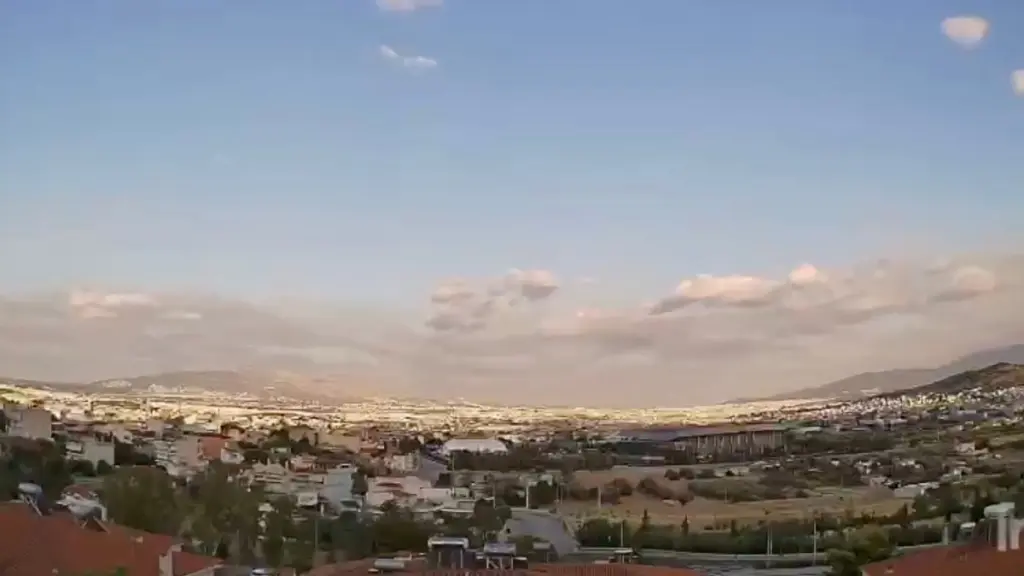Φωτιά στη Σκύρο: Οι καπνοί έφτασαν μέχρι την Αττική – Δείτε το εντυπωσιακό timelapse βίντεο