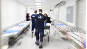 Τροχαίο στη Βούλα: Απόψε η μεγάλη επιχείρηση για τα όργανα του 39χρονου – Ομάδα από το Μόναχο στο ΚΑΤ