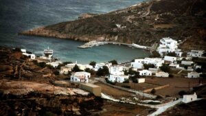 Κίμωλος: Πολλά τα ερωτήματα για τον θάνατο του 17χρονου – Το σενάριο της ηλεκτροπληξίας λόγω διαρροής ρεύματος από τον θερμοσίφωνα