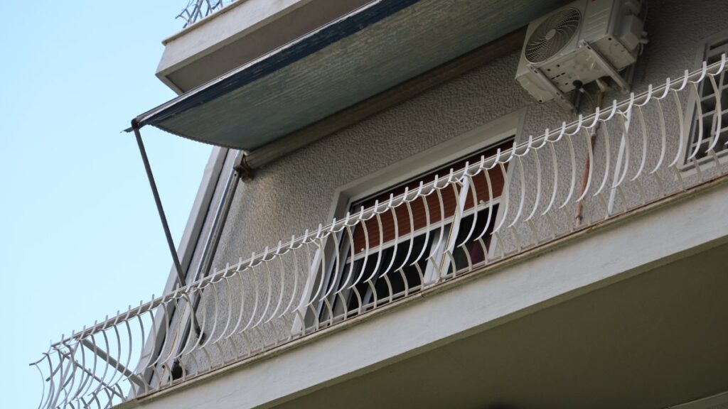 Κυψέλη – Σοκάρει ο 43χρονος για το νεκρό βρέφος: «Μας το άλλαξαν στο μαιευτήριο – Ήταν σατανισμένο»