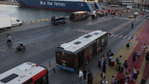 Μέχρι τις 16:00 το απαγορευτικό απόπλου από Ραφήνα και Λαύριο – Πρόσθετα δρομολόγια για την εξυπηρέτηση του επιβατικού κοινού