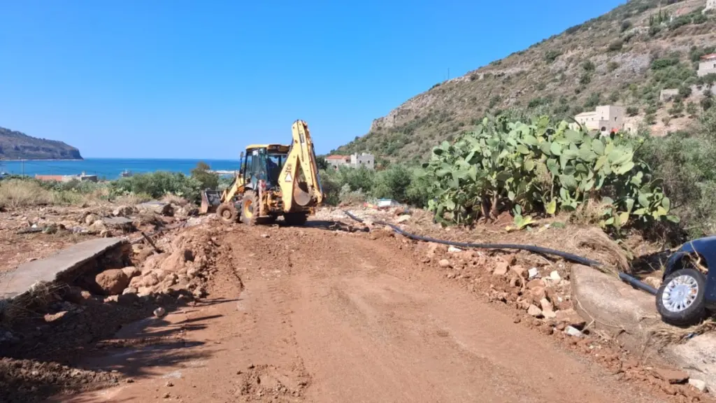 Στη Μάνη κλιμάκιο καταγραφής της καταστροφής από την κακοκαιρία του Δεκαπενταύγουστου