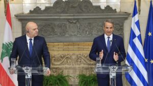 Μητσοτάκης στον πρόεδρο του Λιβάνου: “Η Ελλάδα στέκεται δίπλα σας στις πιο κρίσιμες στιγμές – Είμαστε αδερφοί λαοί”