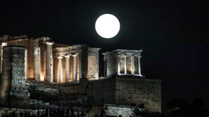 Αυγουστιάτικη Πανσέληνος: Ελεύθερη είσοδος σε μνημεία, μουσεία και αρχαιολογικούς χώρους