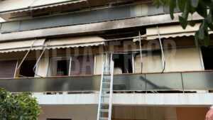 Κατασβέσθη η φωτιά σε διαμέρισμα στη Νέα Σμύρνη
