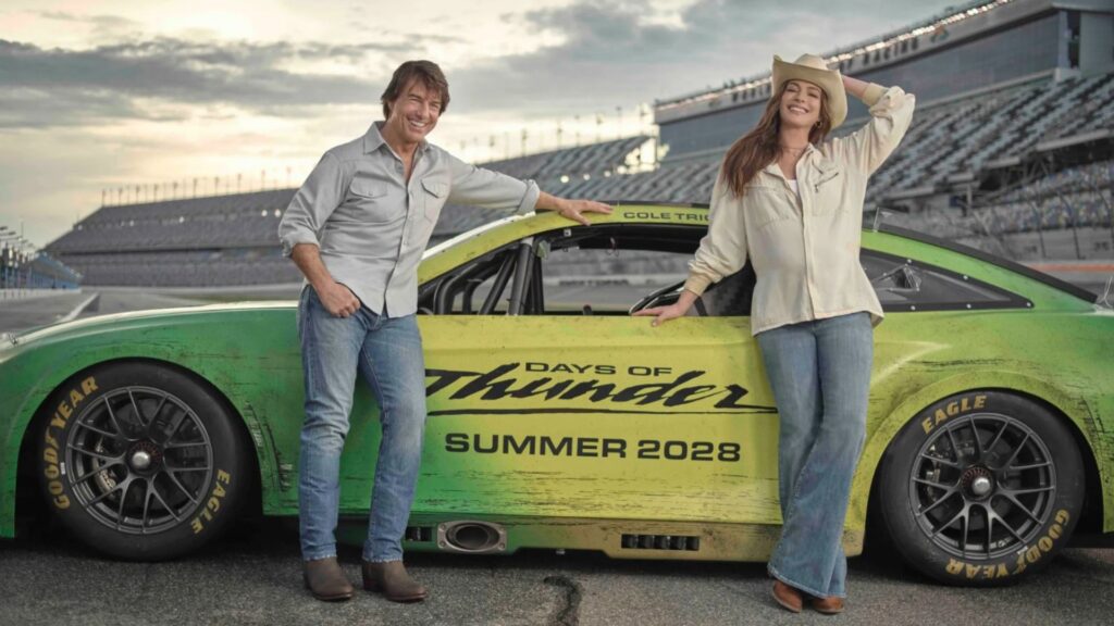 O Tom Cruise και η Anne Hathaway μαζί στη συνέχεια του θρυλικού «Days of Thunder»