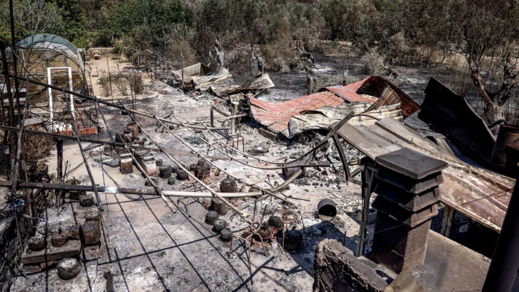 Ολοκληρώθηκαν οι πληρωμές στήριξης στη Χίο για τις πυρκαγιές του 2025 – Δόθηκαν 509.643,30 ευρώ σε 59 επιχειρήσεις