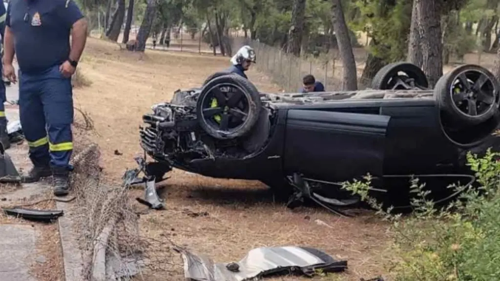 Δροσιά: Ντεραπάρισε αμάξι στη Μαραθώνος – Από τύχη γλίτωσε ο οδηγός (βίντεο)