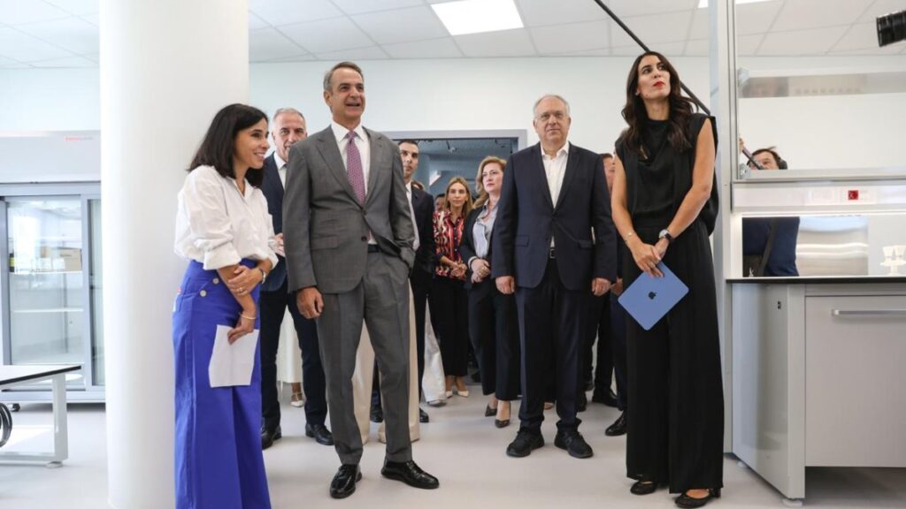 Θεοδωρικάκος: Το υπουργείο Ανάπτυξης ενισχύει με 14 εκατ. ευρώ την καινοτόμο επένδυση της ELPEN