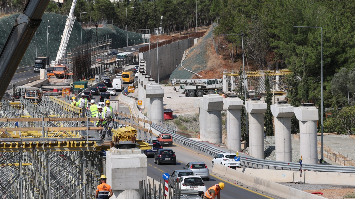 Θεσσαλονίκη: Κυκλοφοριακές ρυθμίσεις στον Περιφερειακό το βράδυ λόγω Flyover