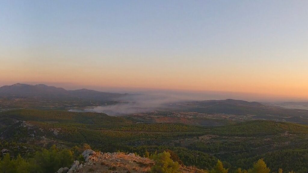 Φωτιά στην Εύβοια: Πολύ βελτιωμένη η εικόνα στη Μακρυκάπα – Παραμένουν ισχυρές δυνάμεις