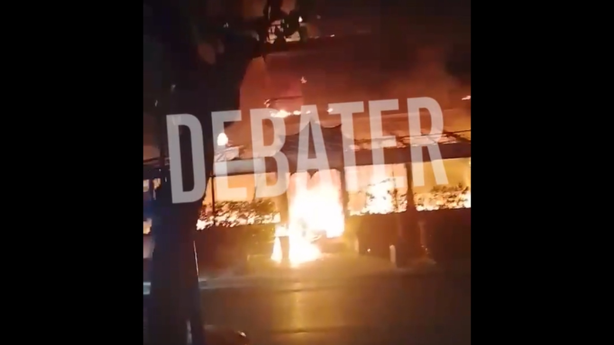Νέα Ιωνία: Βίντεο ντοκουμέντο από την φωτιά στην καφετέρια – Το 2023 είχαν σημειωθεί πυροβολισμοί στην επιχείρηση με έναν νεκρό