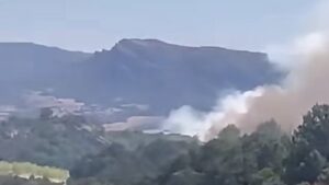 Ενισχύθηκαν οι δυνάμεις στη φωτιά στο Αγιόφυλλο Τρικάλων – Μήνυμα από το 122 για ετοιμότητα
