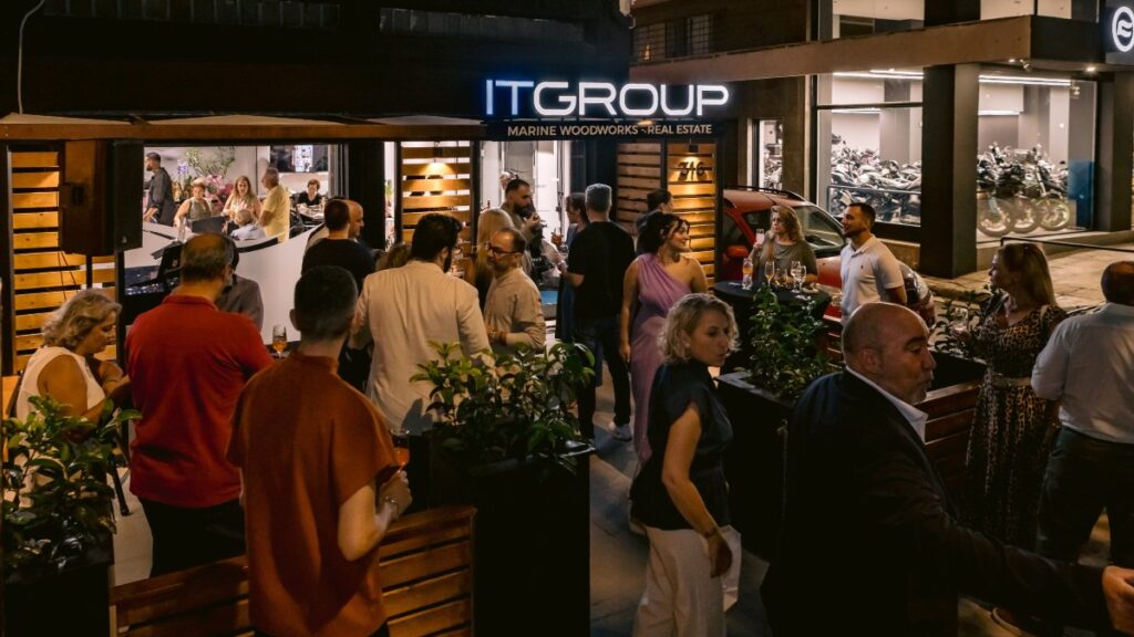 IT GROUP: Νέα γραφεία στην Καλλιθέα με έμφαση σε Real Estate και Marine Woodworks