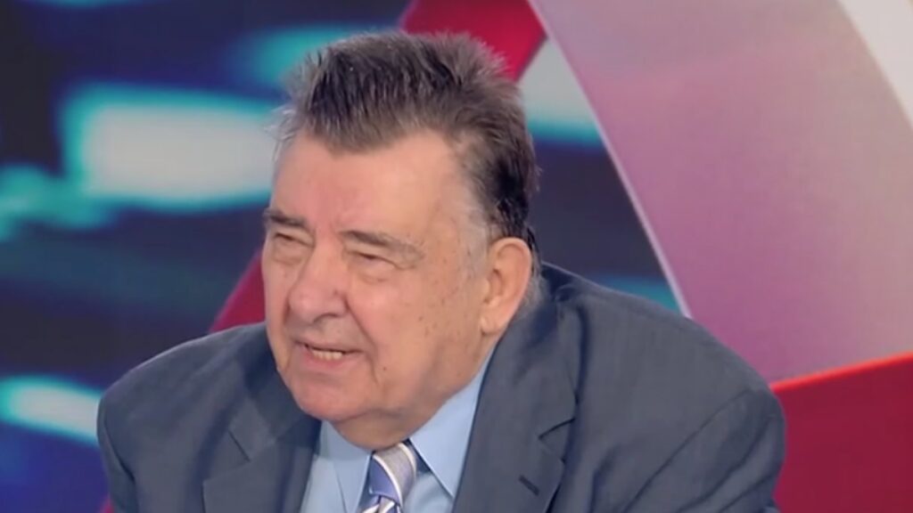 Καρατζαφέρης: “Ο Σαμαράς δεν έχει μπέσα – Ο Τσίπρας που έκλεισε τις τράπεζες τώρα θέλει να μας κλείσει τα σπίτια;”