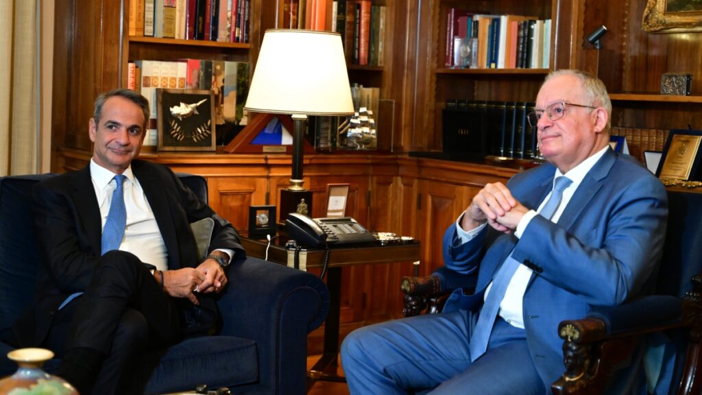 Μητσοτάκης: “Διπλή παρέμβαση στο πετρέλαιο θέρμανσης με επιδότηση στην αντλία και οριζόντια αύξηση στο επίδομα – Θα θέσω το θέμα του ΕΦΚ στην Ευρώπη”
