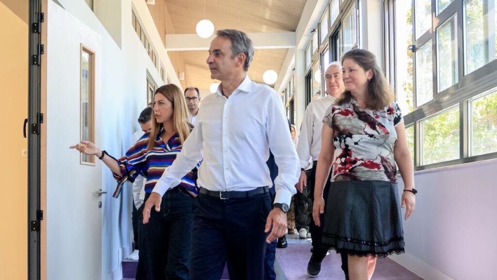 Μητσοτάκης από το Ειδικό Δημοτικό Σχολείο Καισαριανής: “Θα συμπληρώσουμε τις παρεμβάσεις μας με αλλά χρηματοδοτικά εργαλεία”