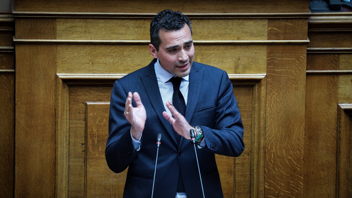 Ο Νυφούδης της ΕΛ.Α.Σ. βρήκε στην «Παγκόσμια Βάση Δεδομένων» την περιουσία του 1% των υπερπλούσιων Ελλήνων στα 200 δισ. ευρώ