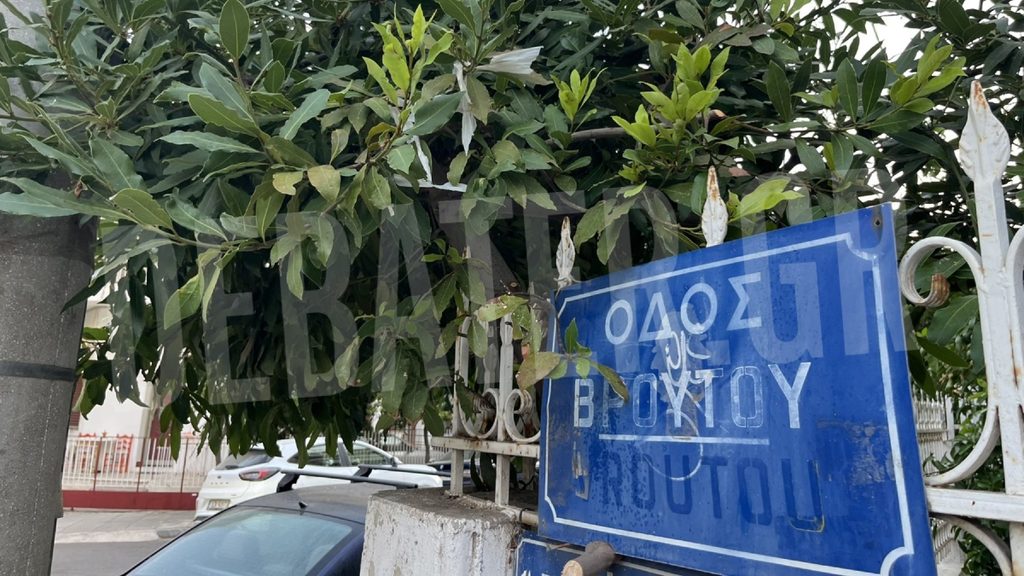 Πατήσια: Πυροβόλησαν 55χρονο στο πόδι την ώρα που έβγαινε από το σπίτι του (φωτογραφίες)