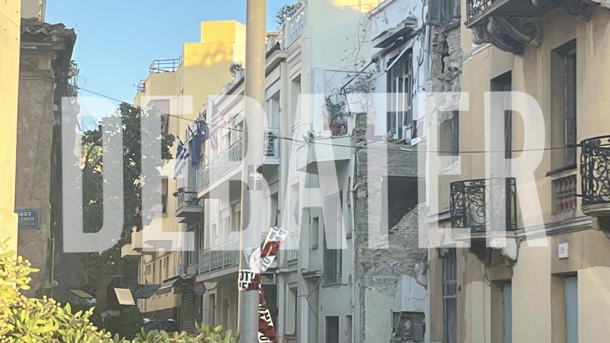 Πλάκα: Έλεγχος στη στατικότητα των γύρω κτηρίων που σημειώθηκε η έκρηξη – Συγγενείς των θυμάτων στην Αθήνα