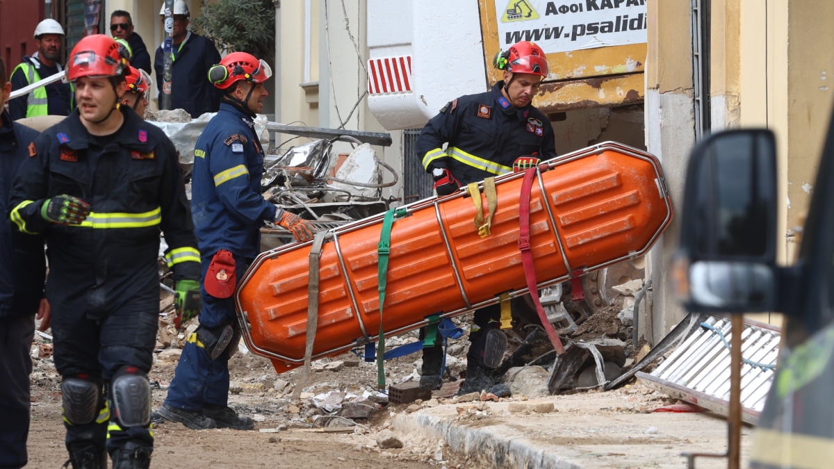 Πλάκα: Εντοπίστηκαν άλλες δύο σοροί στα ερείπια – Στους τέσσερις οι νεκροί