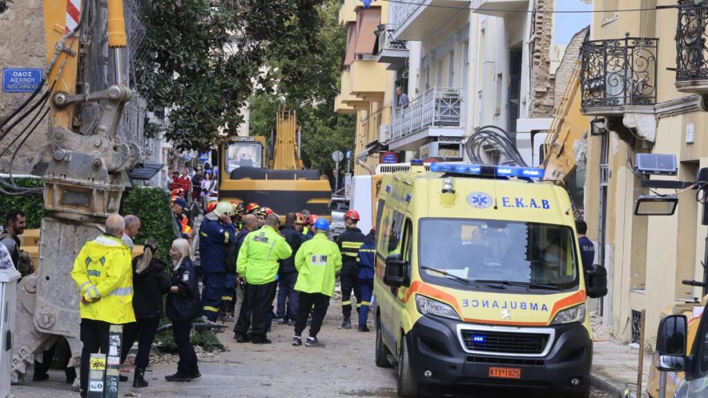 Έκρηξη στην Πλάκα: Εντοπίστηκε και δεύτερη σορός αγνοούμενου στο κτίριο 