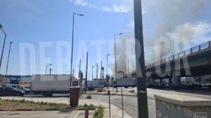 Φωτιά στου Ρέντη: Πολύ βελτιωμένη η εικόνα – Μικρές εστίες αντιμετωπίζουν οι πυροσβέστες