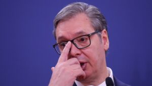 Σερβία: Η κυβέρνηση πρότεινε τη διάλυση της Βουλής – Ανοίγει ο δρόμος για πρόωρες εκλογές