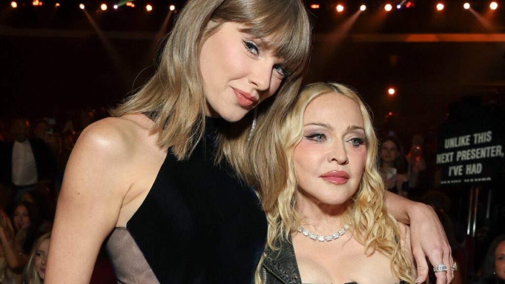 Madonna και Taylor Swift μαζί: Η «βασιλική» συνάντηση της Queen of Pop με τη μεγαλύτερη σταρ της νέας γενιάς (βίντεο)