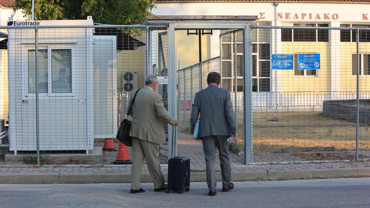 Δίκη για Τέμπη: Λιποθύμησε η Άλμα Λάττα – Διεκόπη η διαδικασία