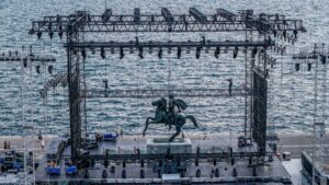 Θεσσαλονίκη: Αντιδράσεις για τη σκηνή στη συναυλία του Αντώνη Ρέμου – Τι θα αλλάξει