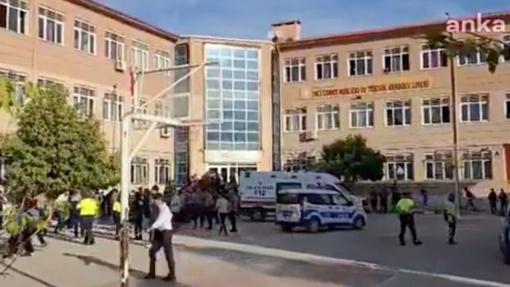 Τουρκία: Ένοπλος άνοιξε πυρ έξω από λύκειο – Αναφορές για 8 τραυματίες
