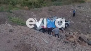 Τροχαίο στην Εύβοια: Αγροτικό έπεσε σε γκρεμό 15 μέτρων – Απεγκλωβίστηκε ο οδηγός