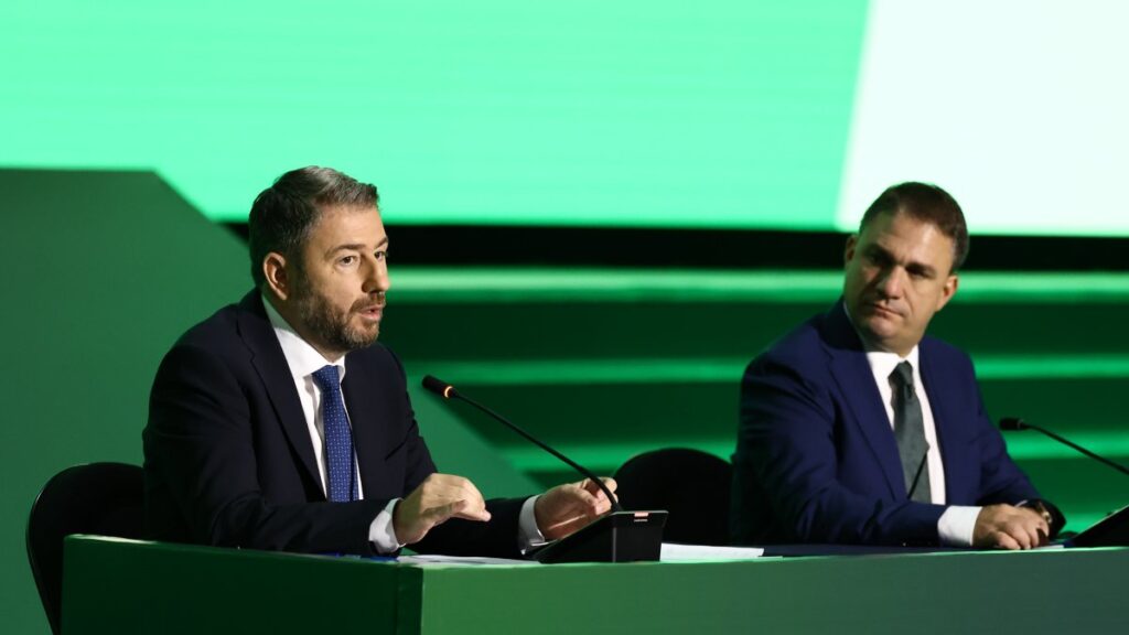 Τσουκαλάς σε Μαρινάκη: «Σας αφήνουμε στο γήπεδο του ψεύδους και της τοξικότητας»