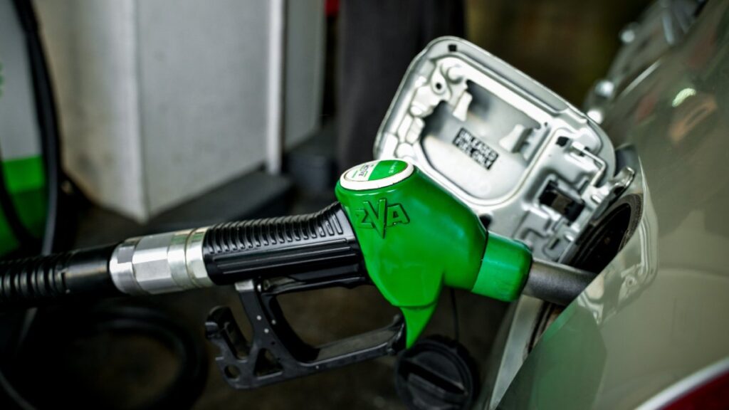 Καύσιμα: Στα 2,28€ η βενζίνη και στα 2,31€ το diesel στο Παλαιό Φάληρο – Πόσο κοστίζει πλέον ένα γέμισμα