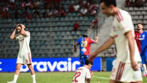 Βόλος – Ολυμπιακός 1-1: «Μπλόκο» στο Πανθεσσαλικό με Κόμπα – Ανησυχία για Ελ Κααμπί