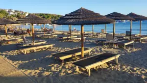 Βουλιαγμένη: Συνελήφθη και η 21χρονη για τον θάνατο του 82χρονου μετά από καβγά 