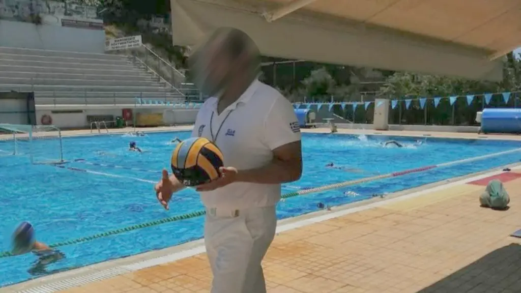 Δένδιας: Ζήτησε να τεθεί άμεσα σε διαθεσιμότητα ο 46χρονος του Πολεμικού Ναυτικού που συνελήφθη για εμπρησμούς