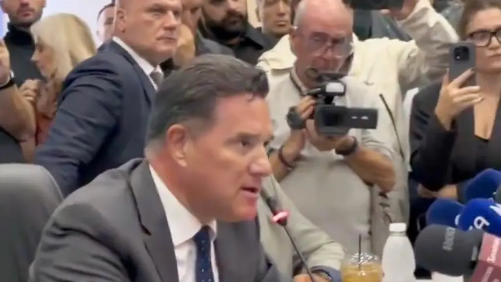 Γεωργιάδης για τα επεισόδια στα Χανιά: «Φασαρίες, ύβρεις και προσπάθεια να με εμποδίσουν να μπω στο Νοσοκομείο»