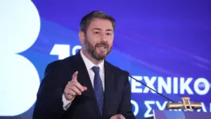 Ανδρουλάκης: Παρουσίασε το σχέδιο του ΠΑΣΟΚ με ολοκληρωμένες παρεμβάσεις για τις επιχειρήσεις