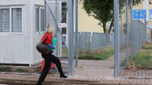 Δίκη για Τέμπη: “Ήταν σα να έσκασε πυρηνική βόμβα μέσα στο κεφάλι του” – Συγκλονίζει η μητέρα του πολυτραυματία Γεράσιμου