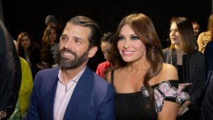Τραμπ για Γκίλφοϊλ: «Δεν ήταν ποτέ μέλος της οικογένειάς μου – Έβγαινε με τον γιο μου πριν από πολύ καιρό»