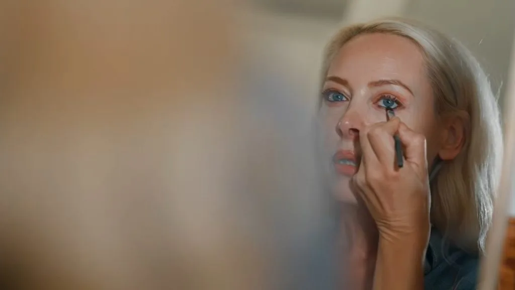 Η Φαίη Ξυλά πρωταγωνιστεί στο νέο video clip για το τραγούδι της Ελένης Τσαλιγοπούλου και του Κώστα Λειβαδά