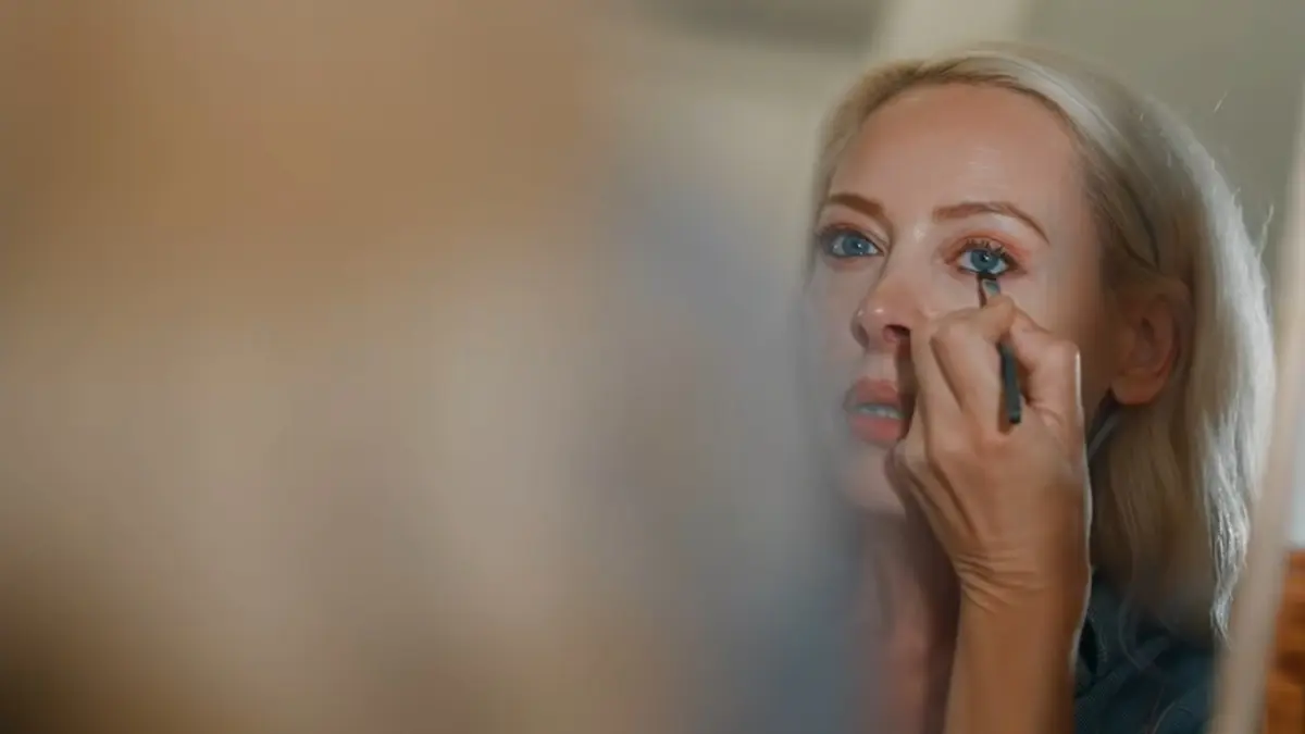 Η Φαίη Ξυλά πρωταγωνιστεί στο νέο video clip για το τραγούδι της Ελένης Τσαλιγοπούλου και του Κώστα Λειβαδά
