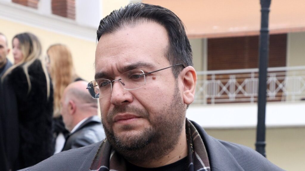 Φίλιππος Καμπούρης: Παραμένει στο νοσοκομείο απόψε ο πρόεδρος του ΛΑΟΣ – Νοσηλεύεται φρουρούμενος